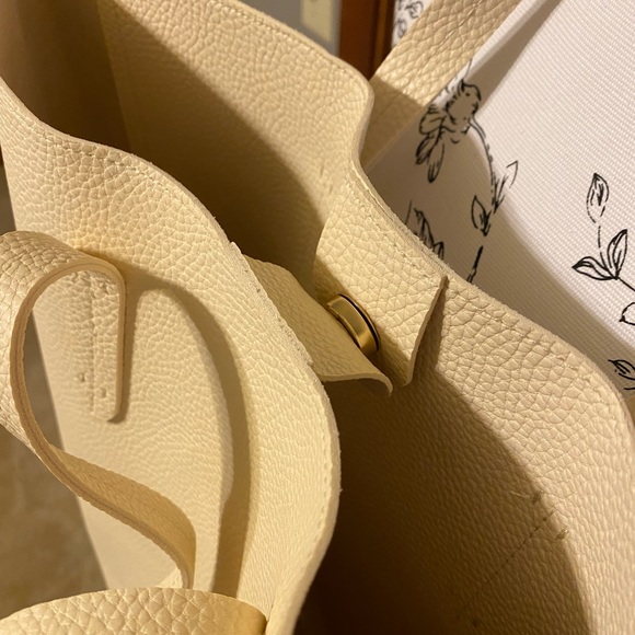 Ulta Vegan Leather Neutral Studded Tote Bag (NWT!) - Picture 5 of 5